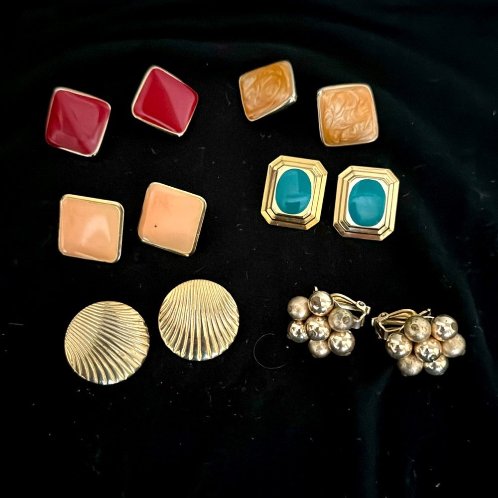 1980s vintage earrings